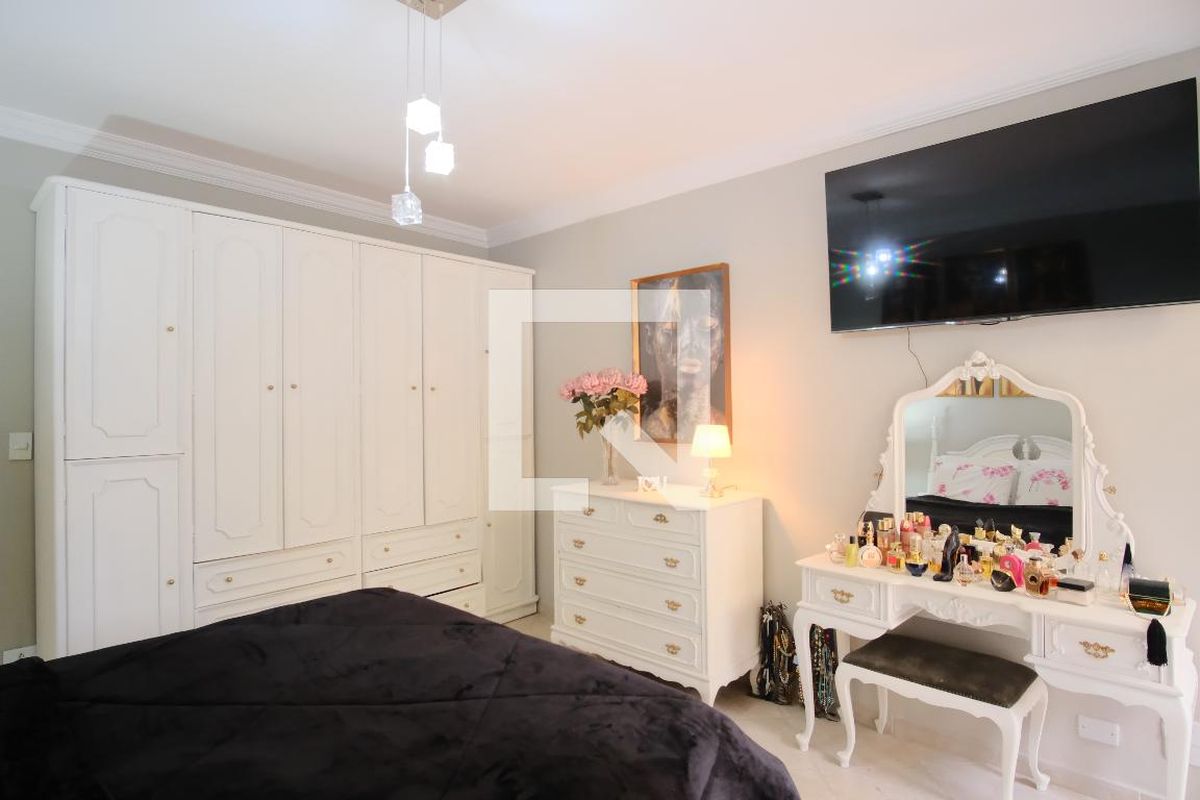 Casa, 3 quartos, 250 m² - Foto 13