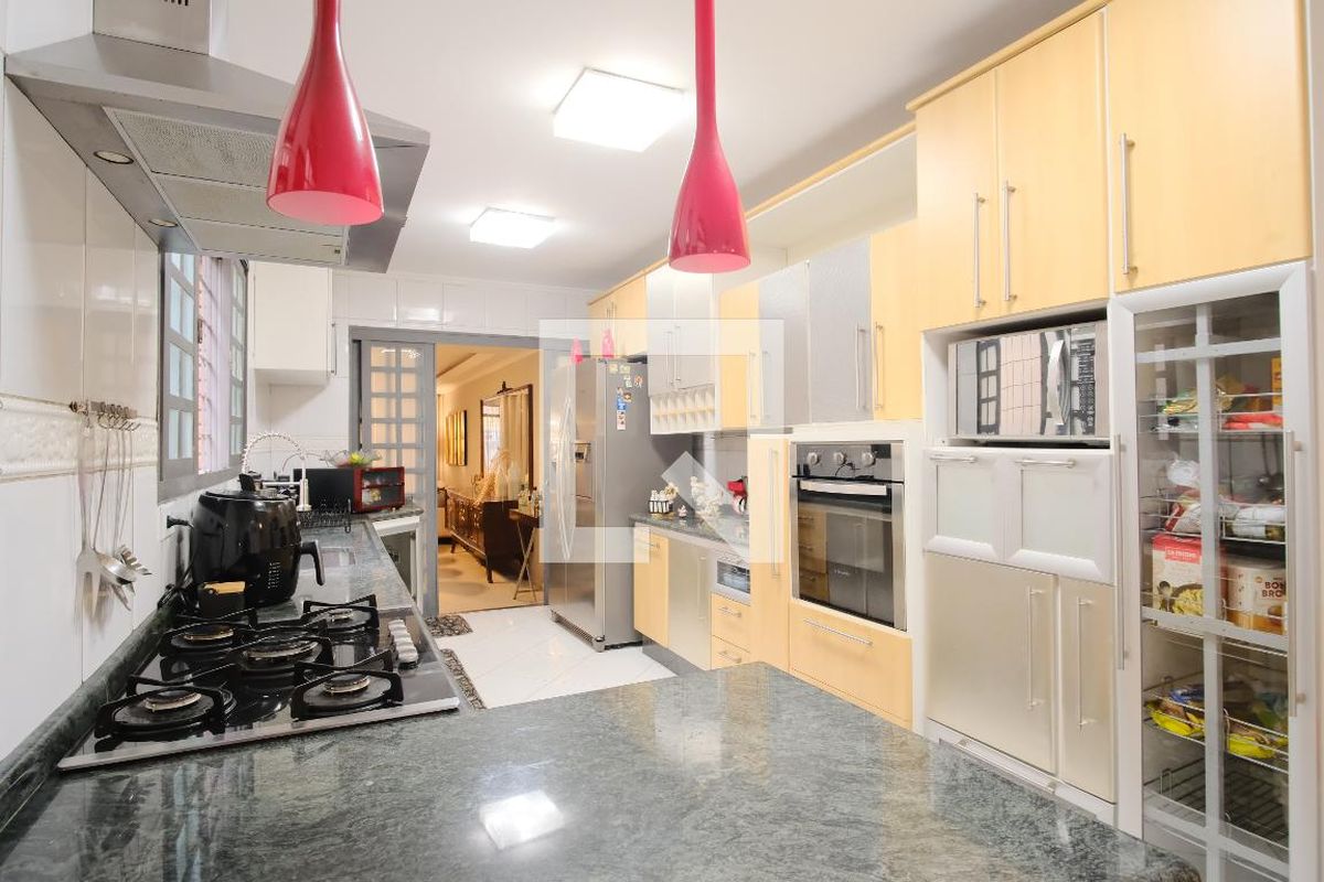 Casa, 3 quartos, 250 m² - Foto 39