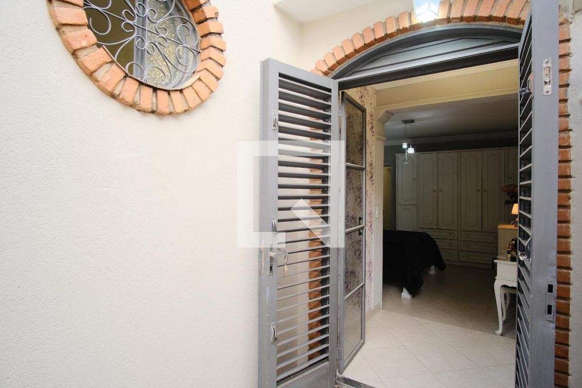 Casa, 3 quartos, 250 m² - Foto 20