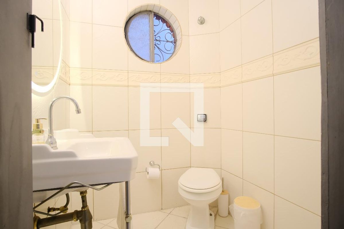 Casa, 3 quartos, 250 m² - Foto 42