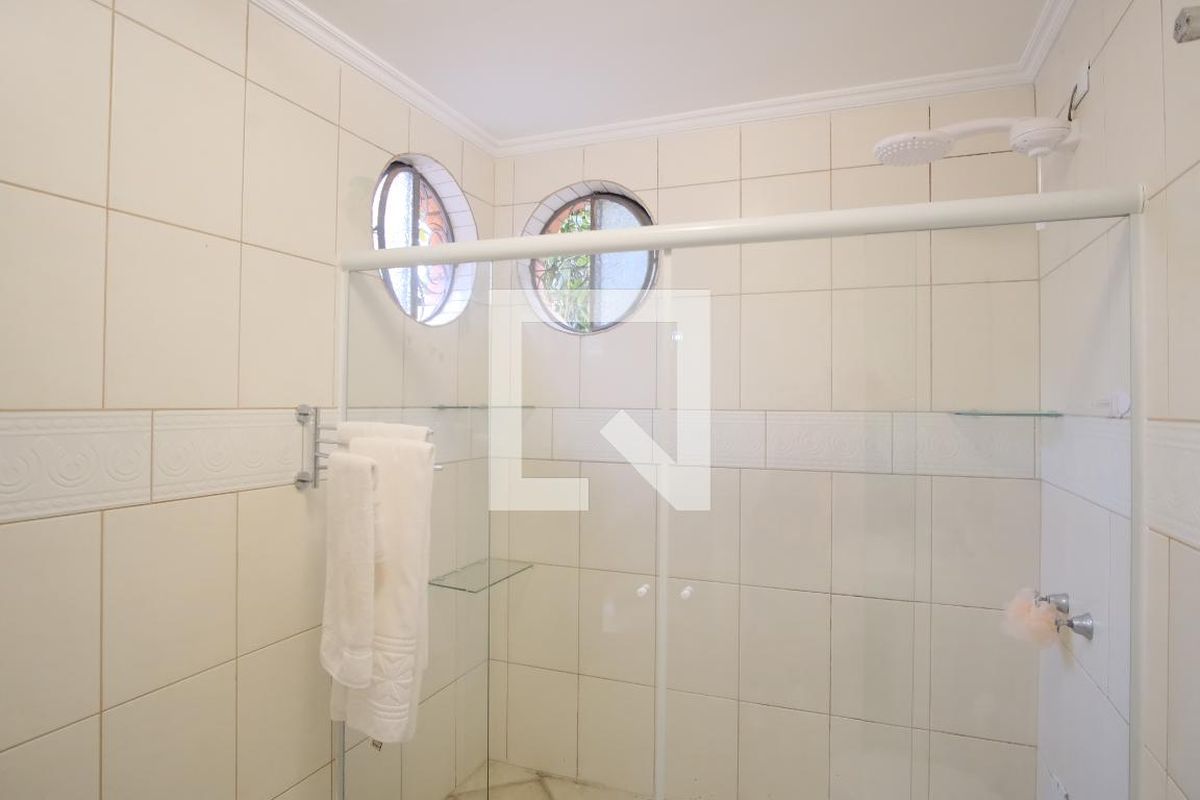 Casa, 3 quartos, 250 m² - Foto 16