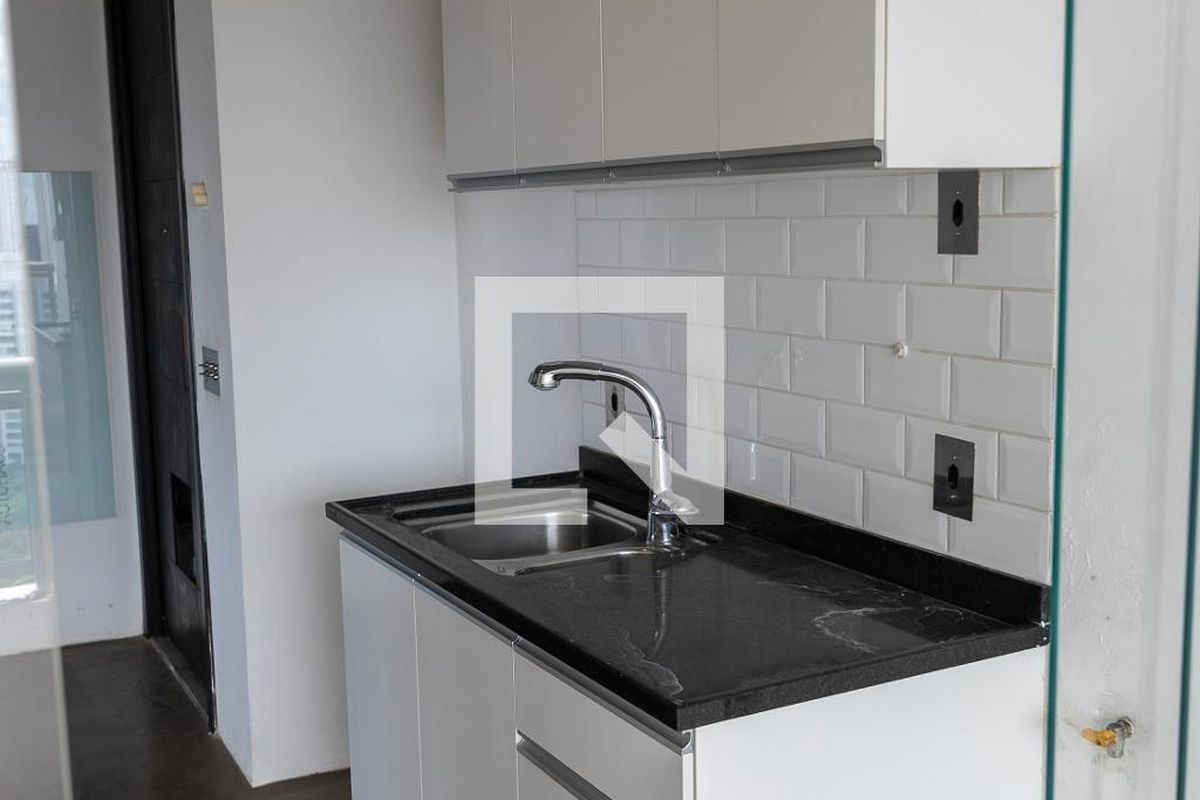 Apartamento à Venda - Cambuí, 1 Quarto,  74 m2 em , Campinas - sp | SoloBR