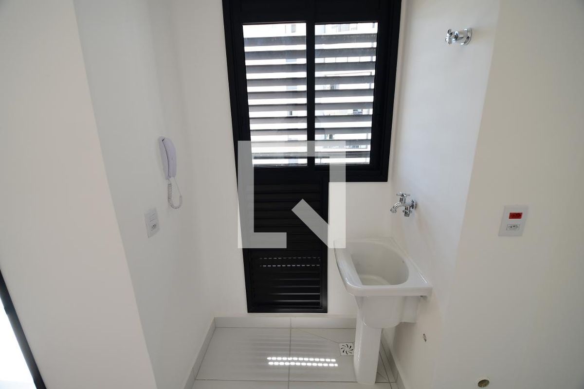 Apartamento à Venda - Taquaral, 1 Quarto,  45 m2 em , Campinas - sp | SoloBR