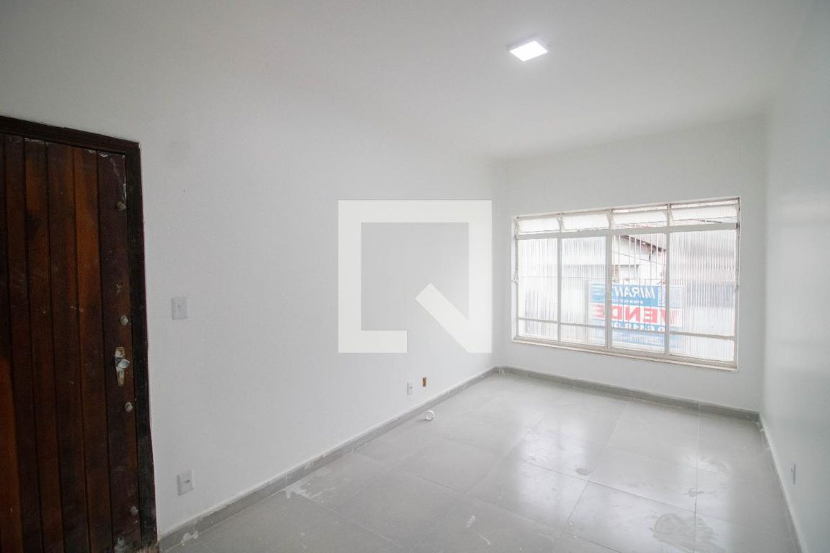 Casa, 3 quartos, 400 m² - Foto 1