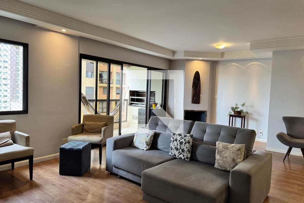 Apartamento, 3 quartos, 132 m² - Foto 2