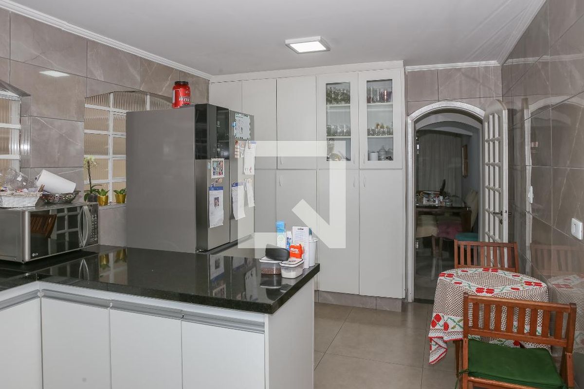 Casa, 3 quartos, 205 m² - Foto 41