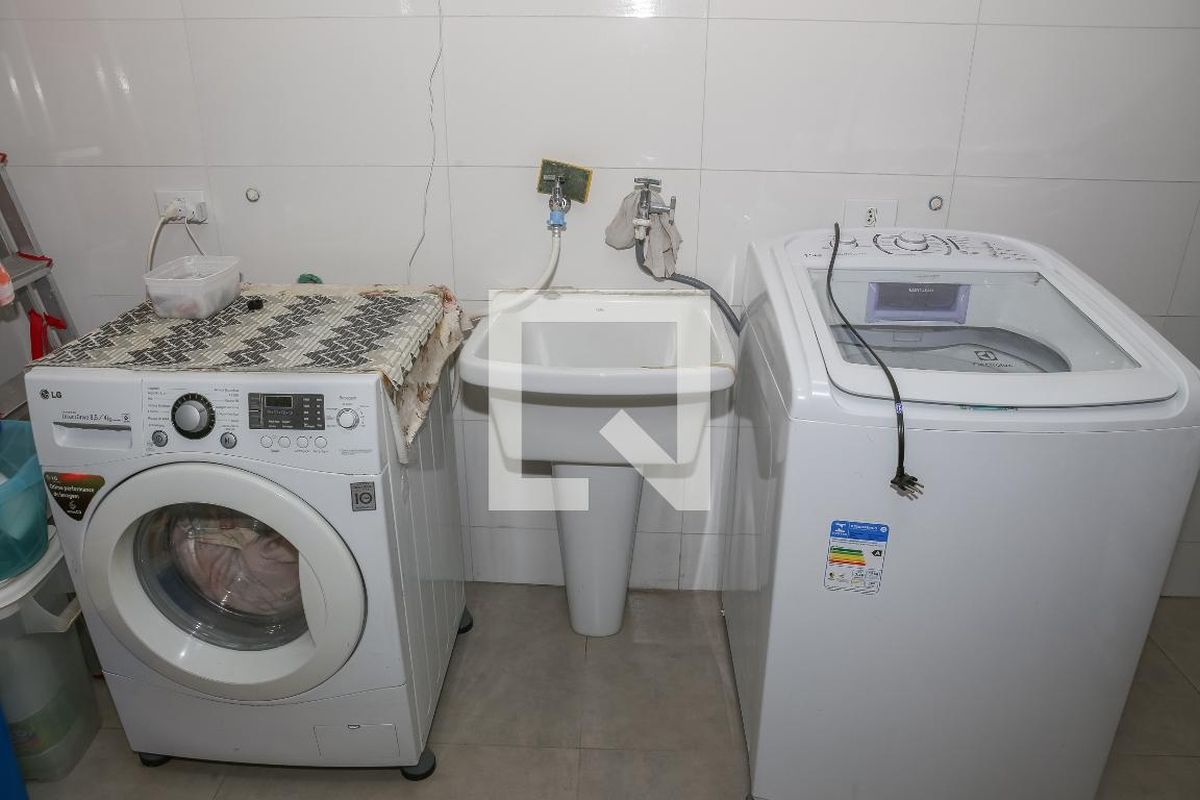 Casa, 3 quartos, 205 m² - Foto 47