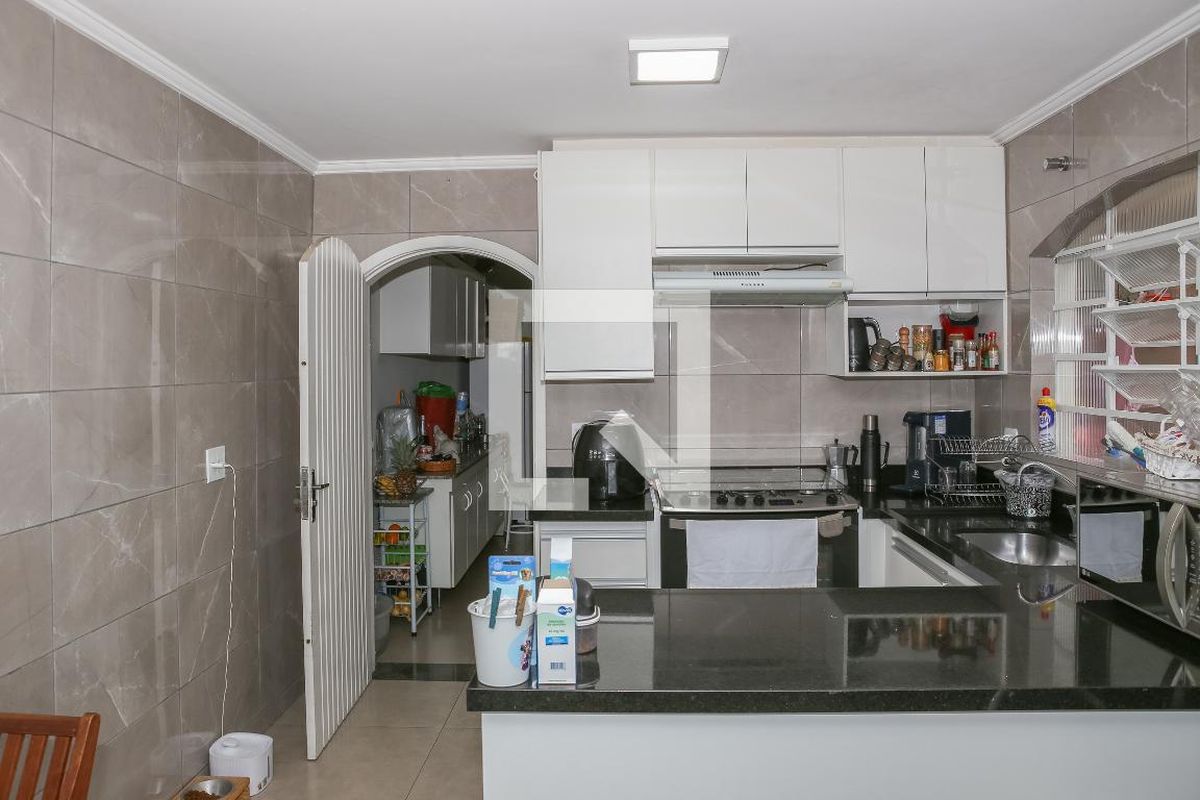 Casa, 3 quartos, 205 m² - Foto 40