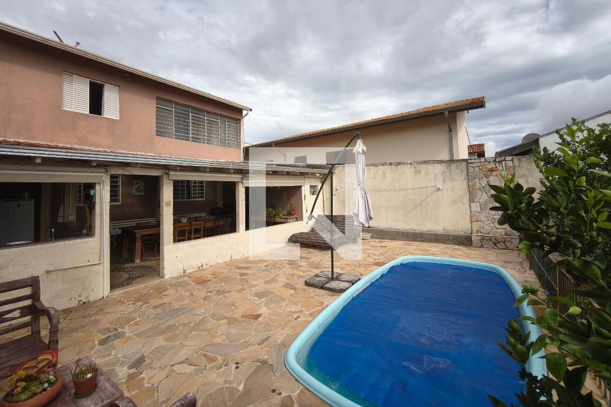 Casa à Venda - Parque Prado, 4 Quartos,  254 m2 em , Campinas - sp | SoloBR
