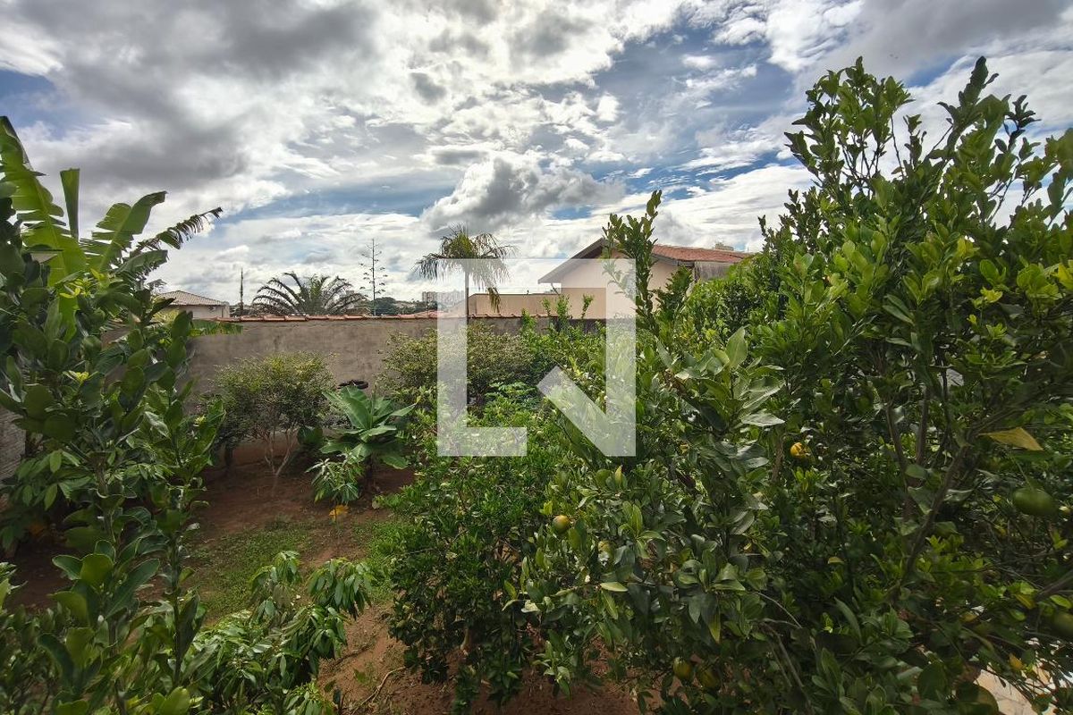 Casa à Venda - Parque Prado, 4 Quartos,  254 m2 em , Campinas - sp | SoloBR