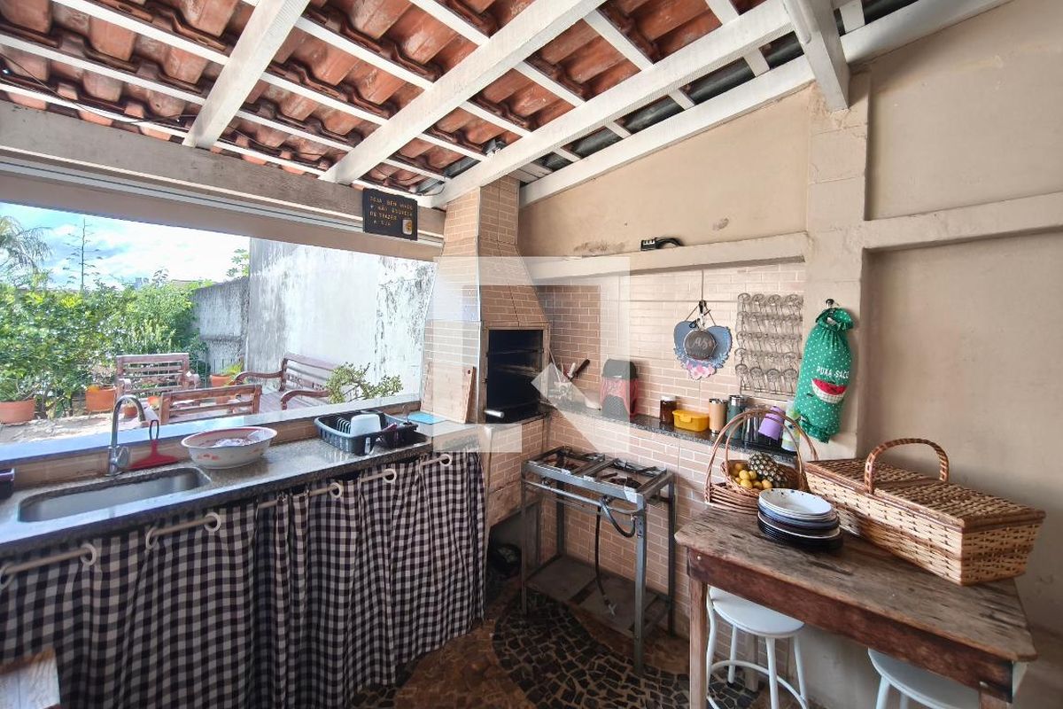 Casa à Venda - Parque Prado, 4 Quartos,  254 m2 em , Campinas - sp | SoloBR