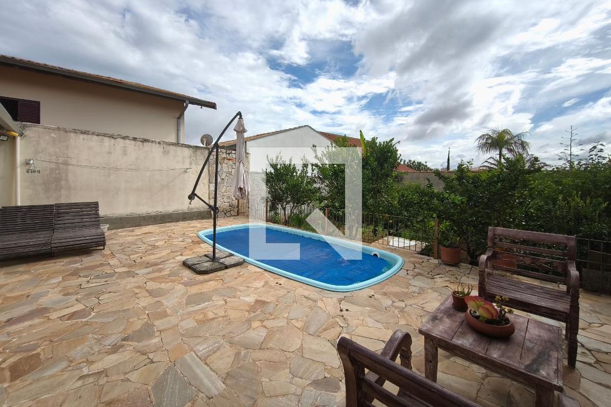 Casa à Venda - Parque Prado, 4 Quartos,  254 m2 em , Campinas - sp | SoloBR