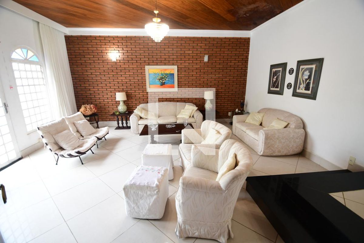 Casa à Venda - Jardim Chapadão, 3 Quartos,  209 m2 em , Campinas - sp | SoloBR