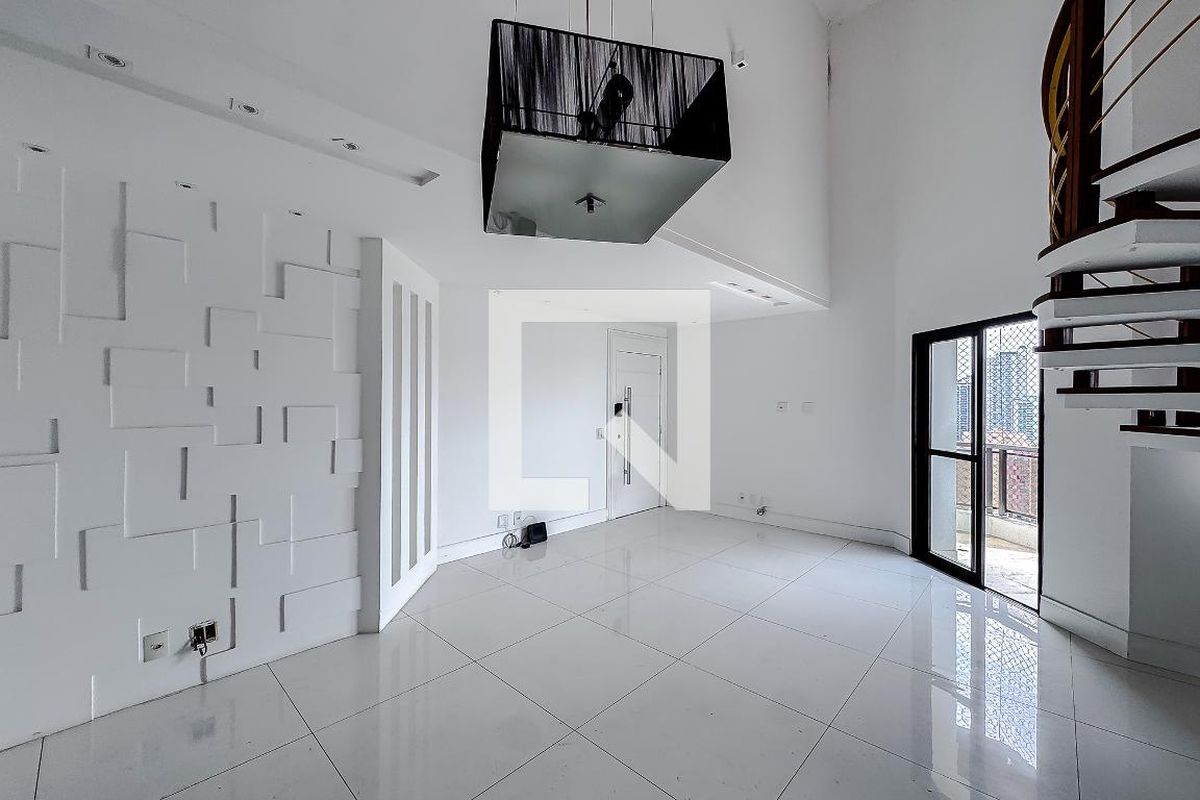 Apartamento, 3 quartos, 240 m² - Foto 1