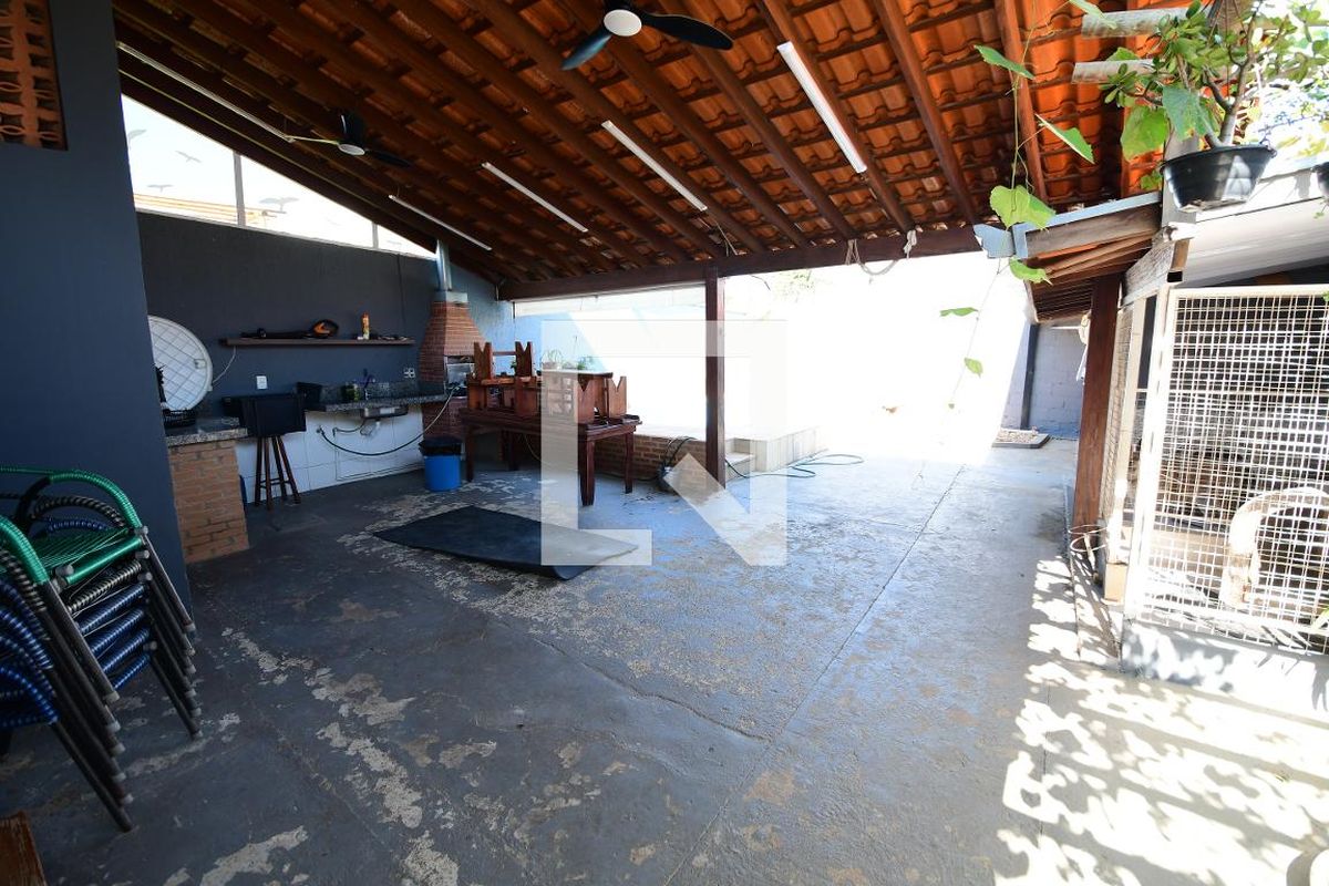Casa à Venda - Res. Parque dos Alecrins, 3 Quartos,  165 m2 em , Campinas - sp | SoloBR