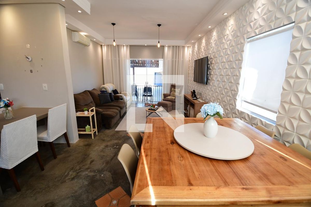 Casa à Venda - Res. Parque dos Alecrins, 3 Quartos,  165 m2 em , Campinas - sp | SoloBR