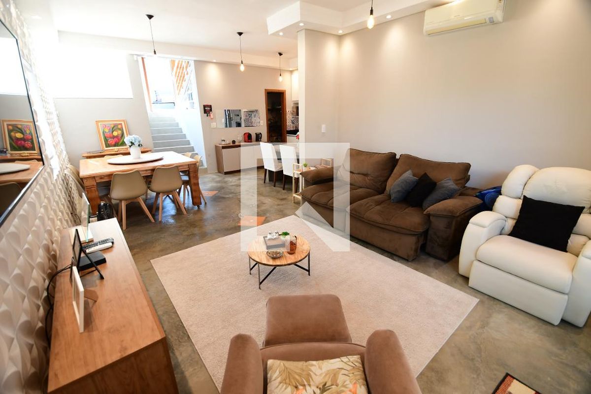 Casa à Venda - Res. Parque dos Alecrins, 3 Quartos,  165 m2 em , Campinas - sp | SoloBR