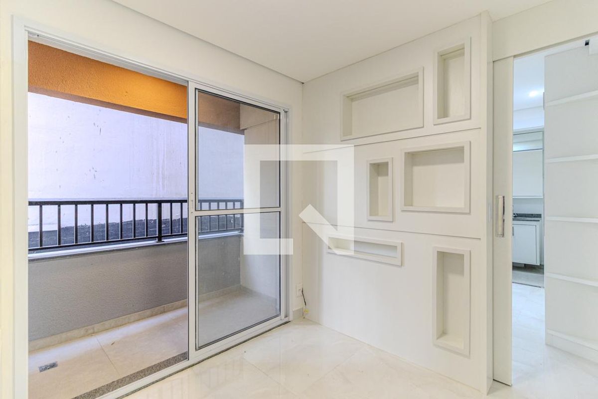 Apartamento, 1 quarto, 27 m² - Foto 1