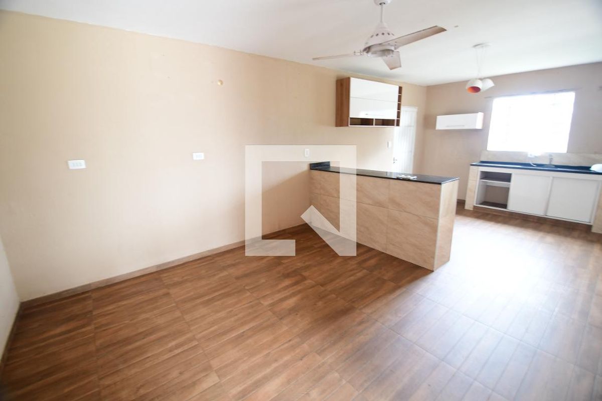 Casa, 3 quartos, 100 m² - Foto 2