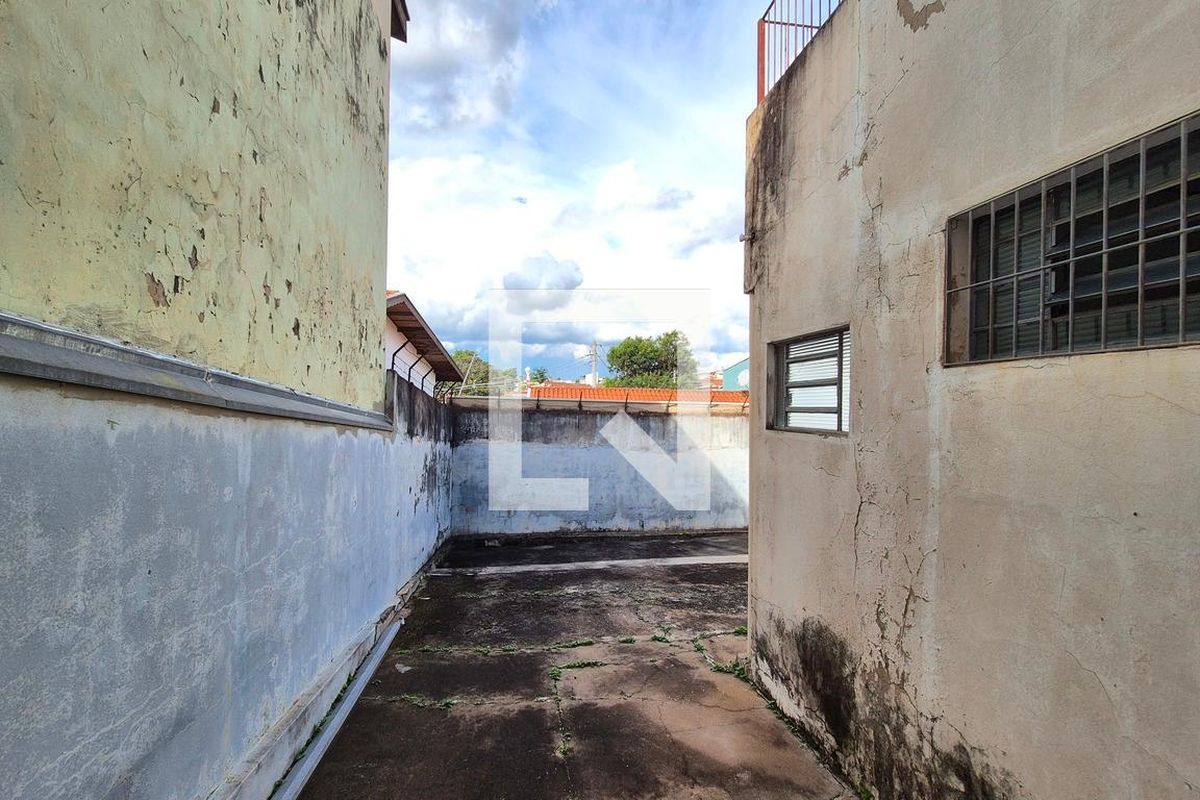 Casa à Venda - Parque Prado, 4 Quartos,  253 m2 em , Campinas - sp | SoloBR