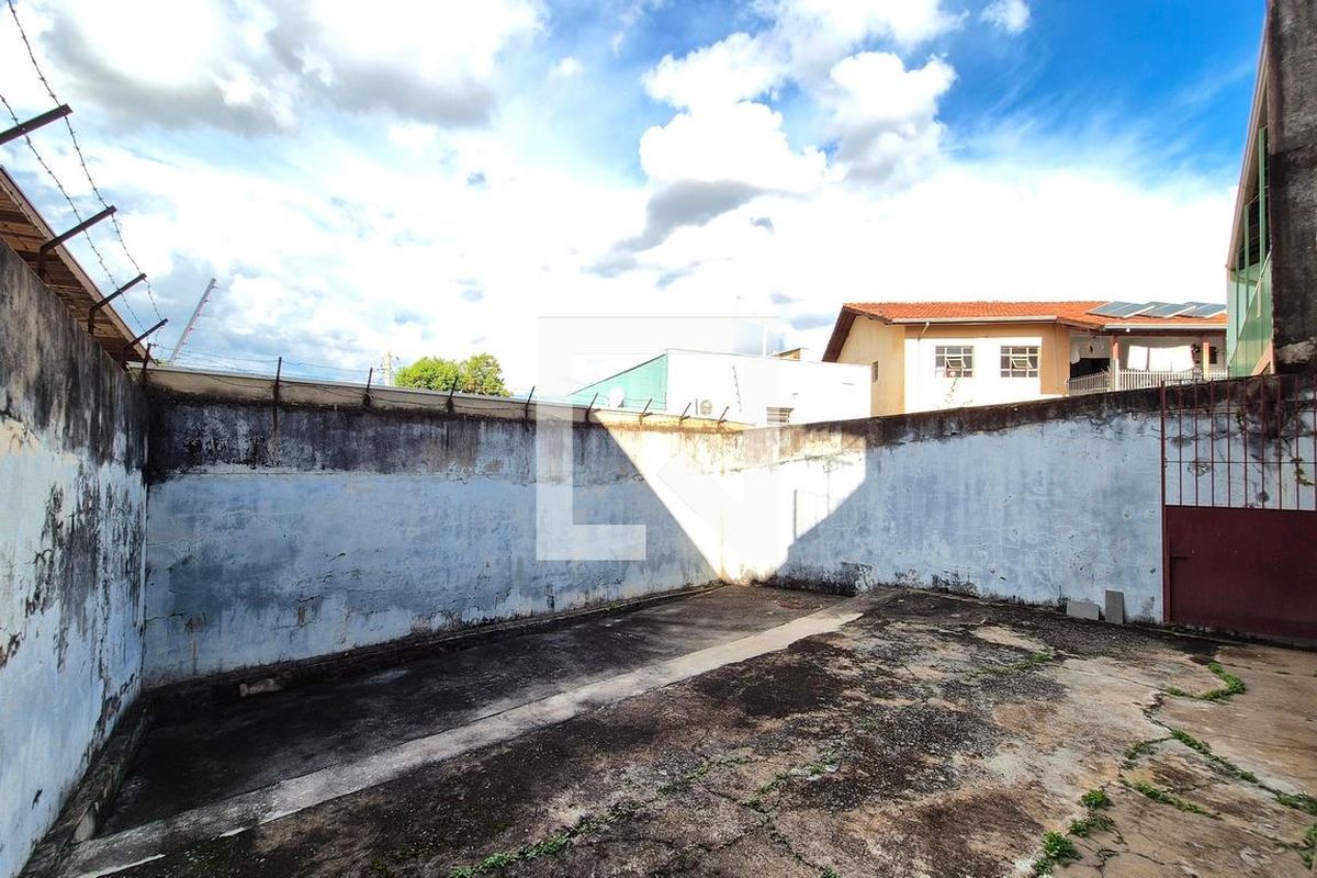 Casa à Venda - Parque Prado, 4 Quartos,  253 m2 em , Campinas - sp | SoloBR