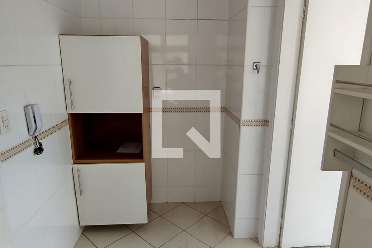Apartamento à Venda - Cambuí, 1 Quarto,  60 m2 em , Campinas - sp | SoloBR
