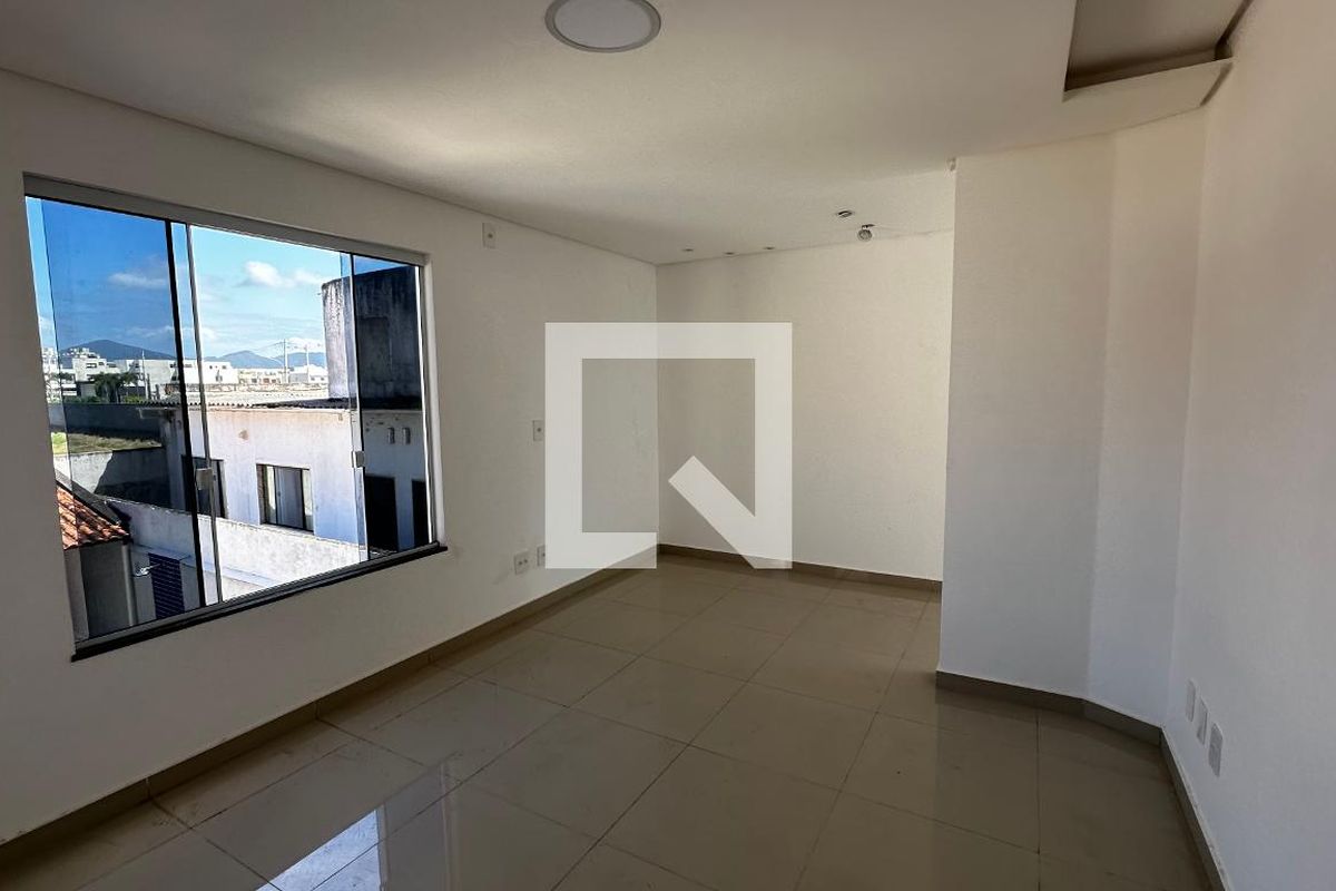 Casa, 3 quartos, 250 m² - Foto 27