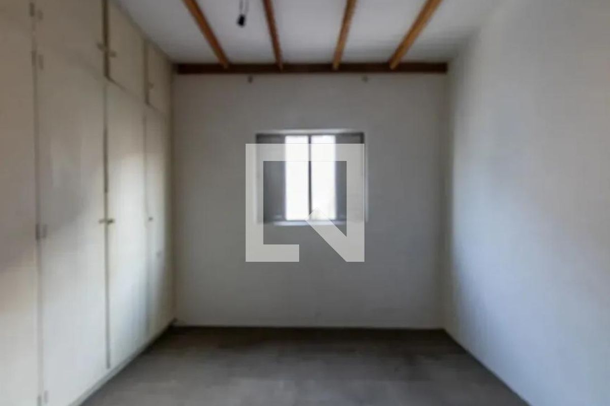 Casa, 6 quartos, 210 m² - Foto 4
