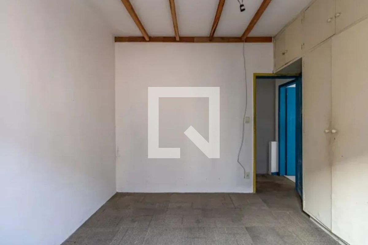 Casa, 6 quartos, 210 m² - Foto 3
