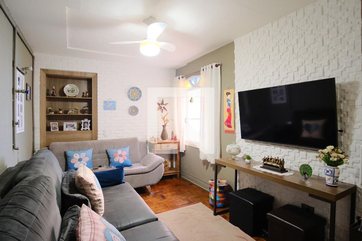 Casa, 4 quartos, 139 m² - Foto 1