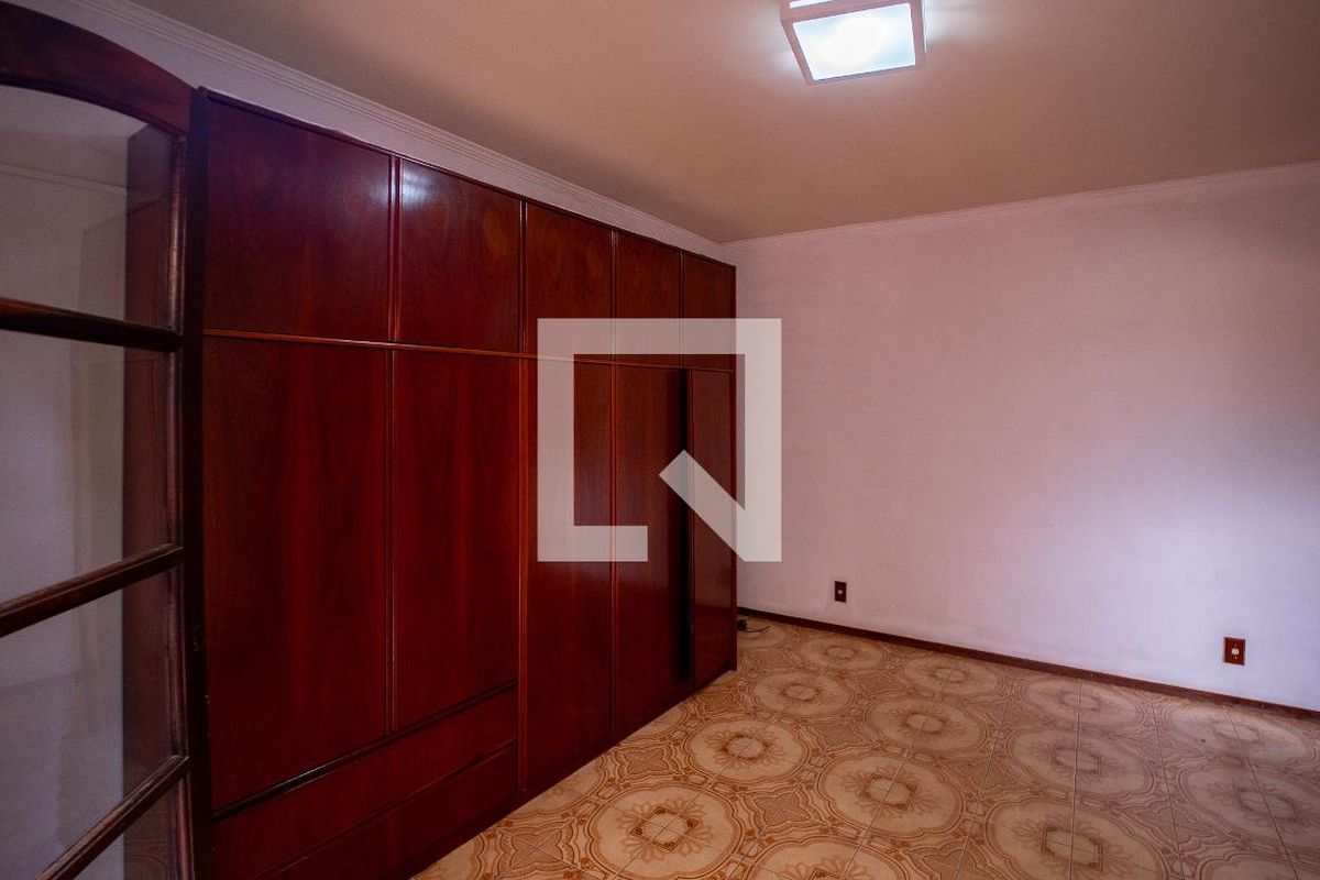 Casa, 4 quartos, 293 m² - Foto 19