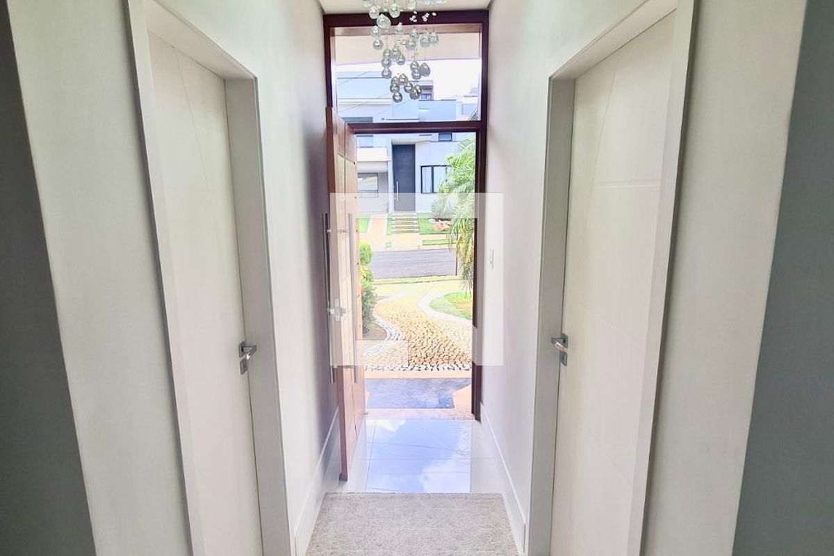 Casa à Venda - Swiss Park, 4 Quartos,  272 m2 em , Campinas - sp | SoloBR
