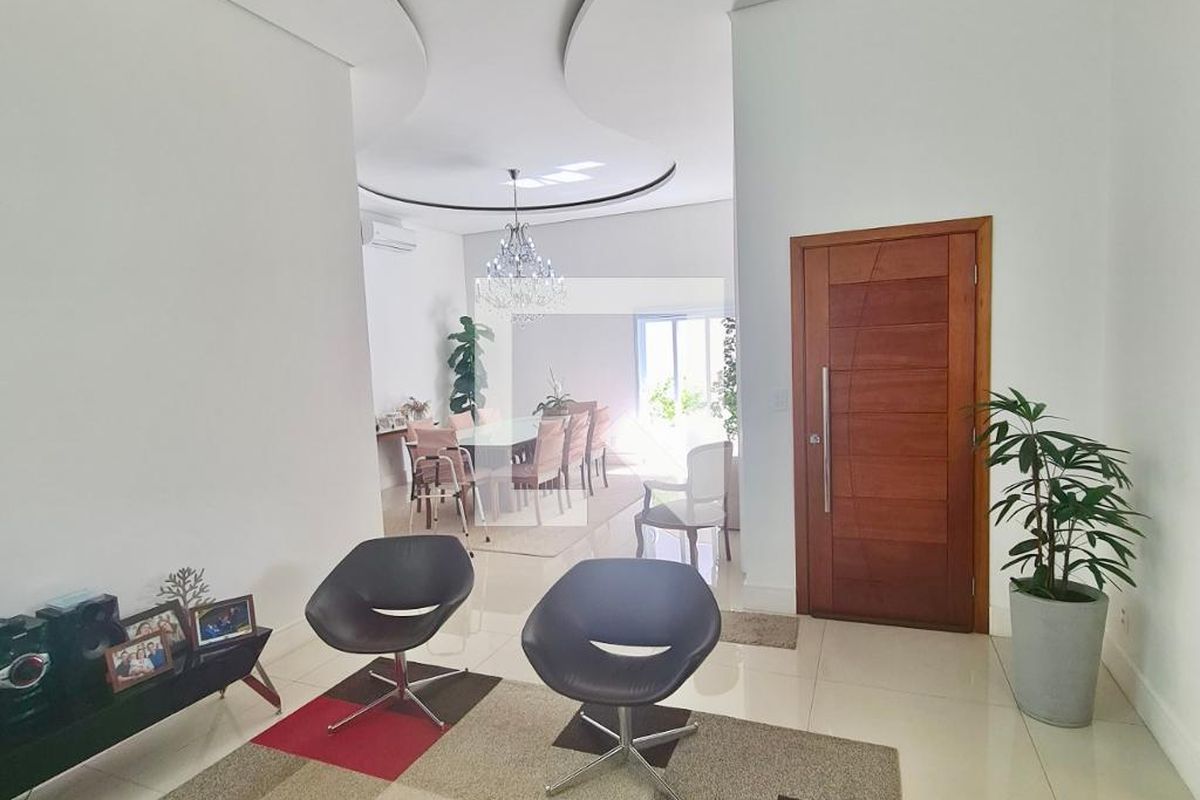 Casa à Venda - Swiss Park, 4 Quartos,  272 m2 em , Campinas - sp | SoloBR
