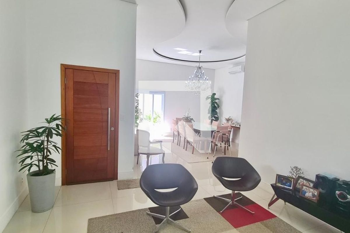 Casa à Venda - Swiss Park, 4 Quartos,  272 m2 em , Campinas - sp | SoloBR