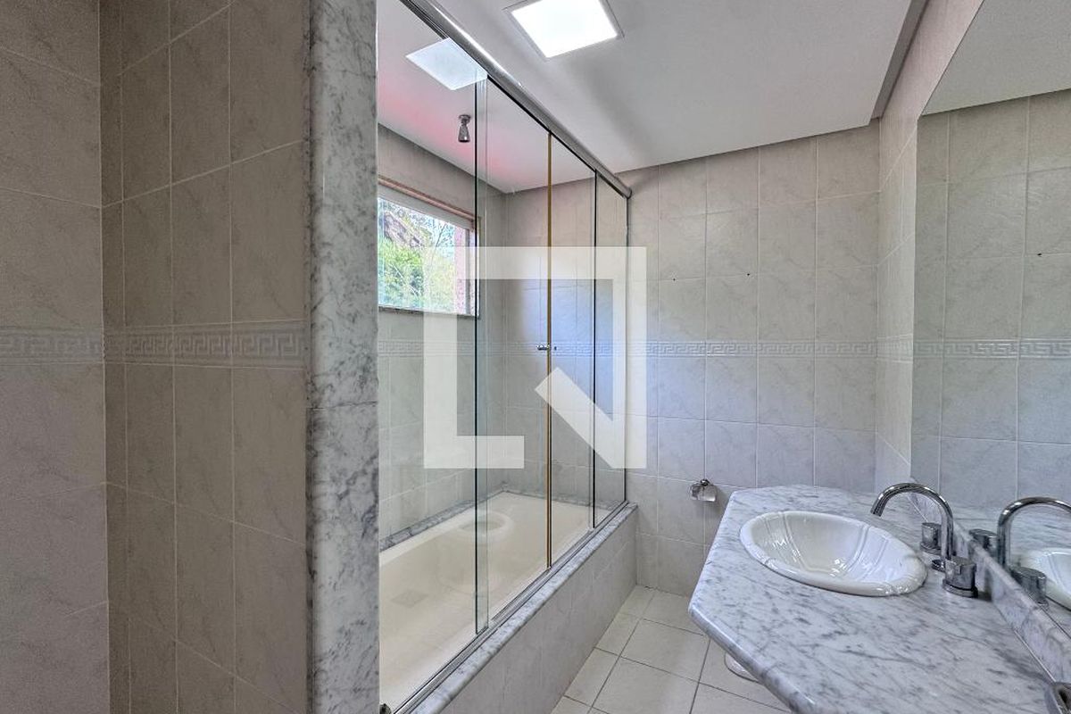 Casa, 4 quartos, 600 m² - Foto 28