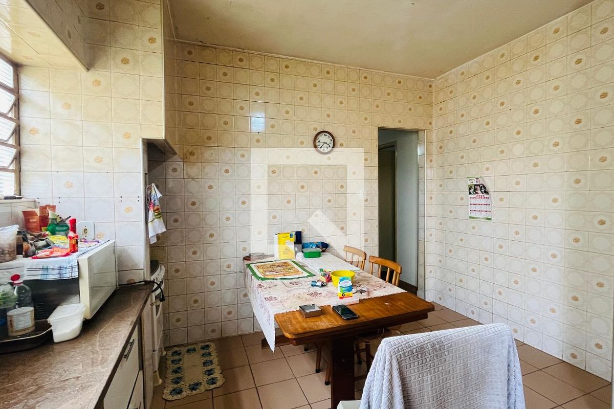 Casa à Venda - Taquaral, 3 Quartos,  190 m2 em , Campinas - sp | SoloBR