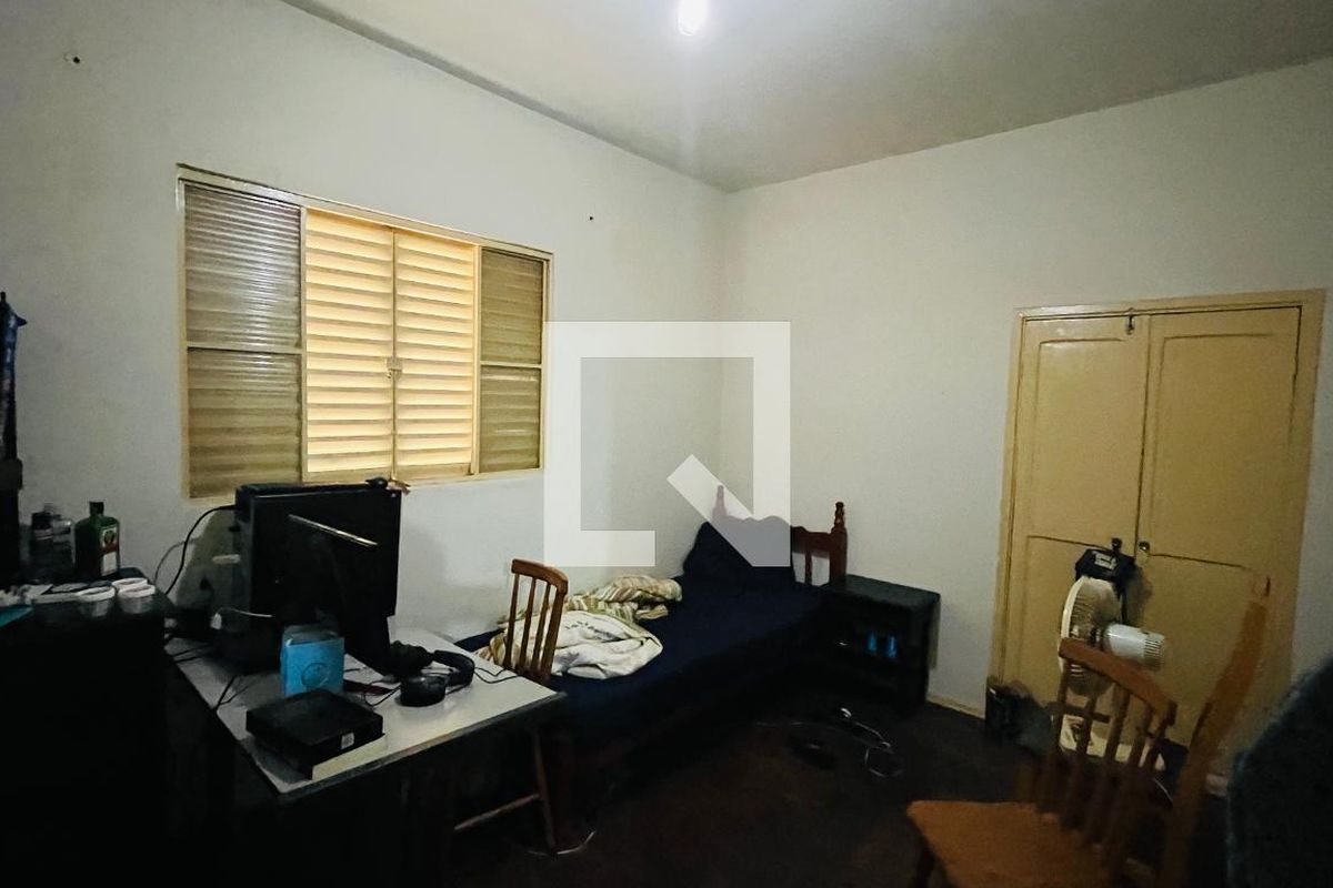Casa à Venda - Taquaral, 3 Quartos,  190 m2 em , Campinas - sp | SoloBR
