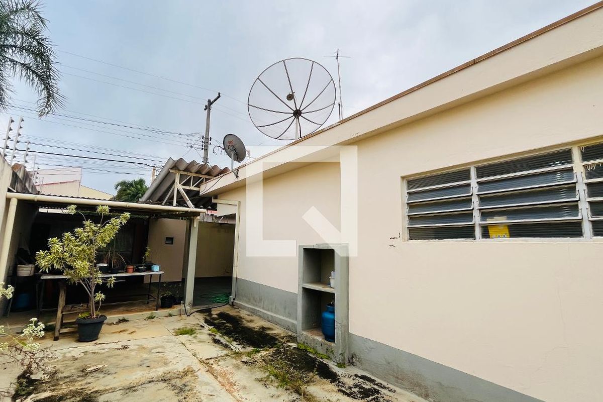Casa à Venda - Taquaral, 3 Quartos,  190 m2 em , Campinas - sp | SoloBR