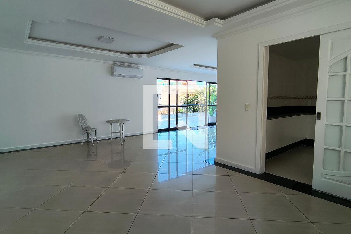 Cobertura, 3 quartos, 335 m² - Foto 4