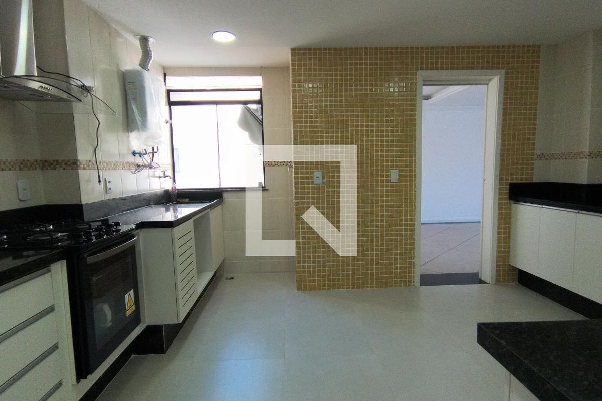 Cobertura, 3 quartos, 335 m² - Foto 40