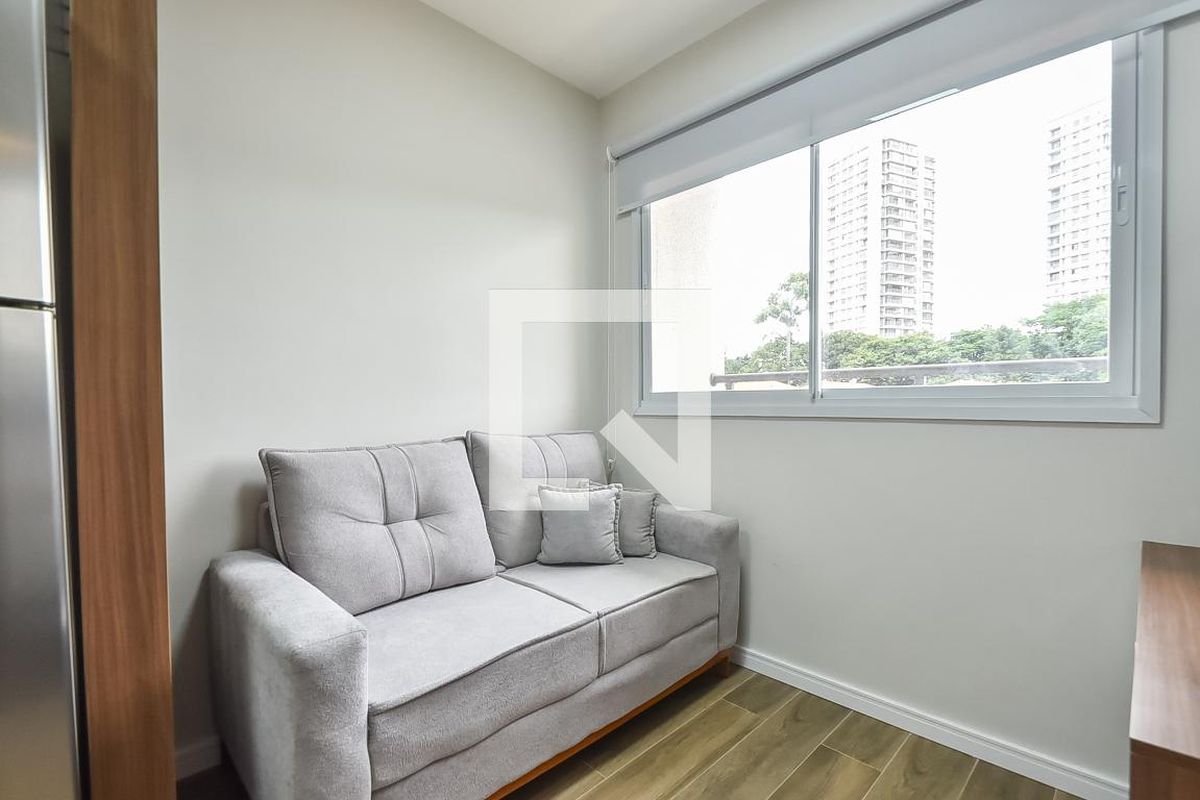 Apartamento, 1 quarto, 27 m² - Foto 2