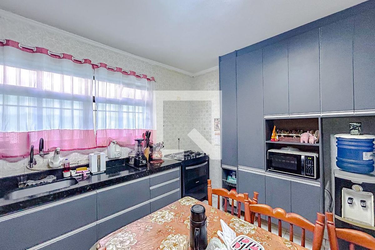 Casa, 4 quartos, 217 m² - Foto 26
