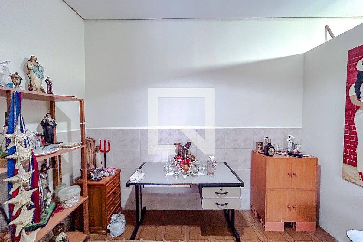 Casa, 4 quartos, 217 m² - Foto 38