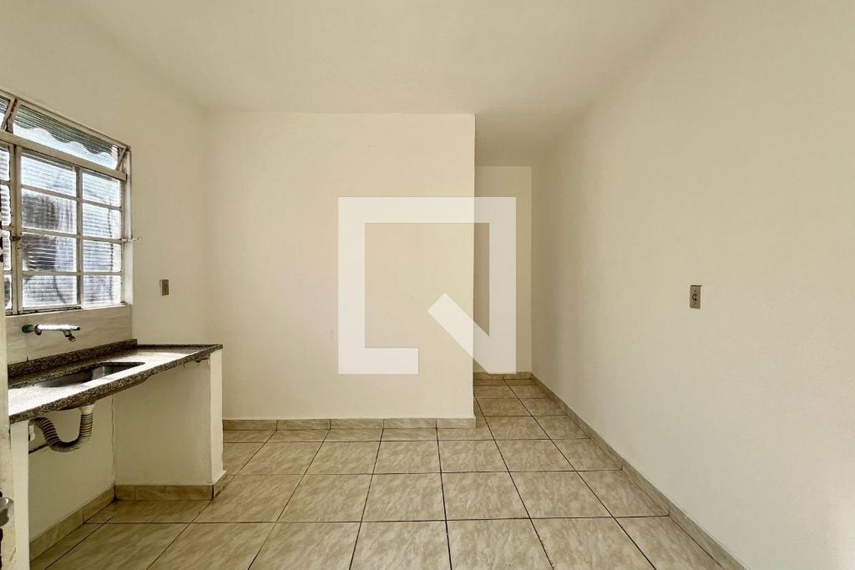 Casa à Venda - Parque Prado, 4 Quartos,  140 m2 em , Campinas - sp | SoloBR