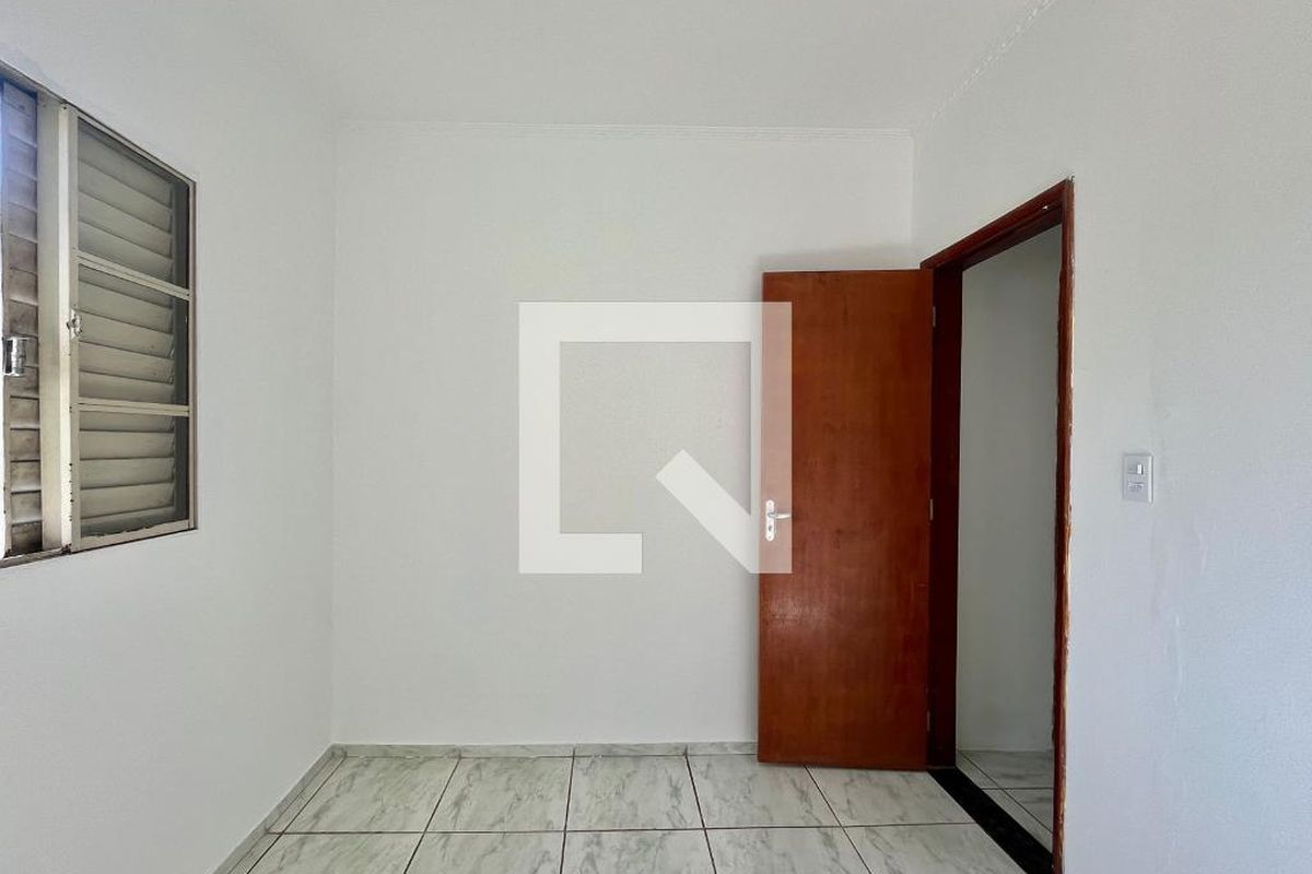 Casa à Venda - Parque Prado, 4 Quartos,  140 m2 em , Campinas - sp | SoloBR