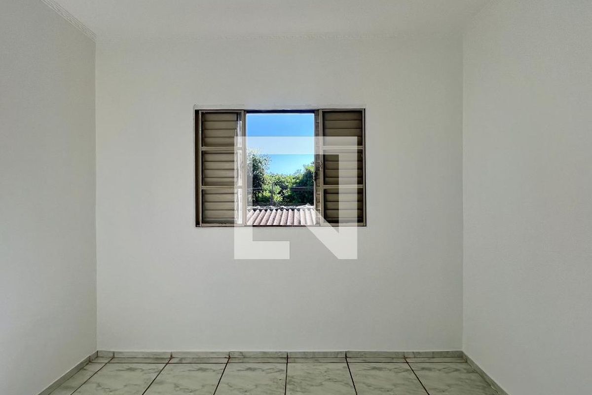 Casa à Venda - Parque Prado, 4 Quartos,  140 m2 em , Campinas - sp | SoloBR