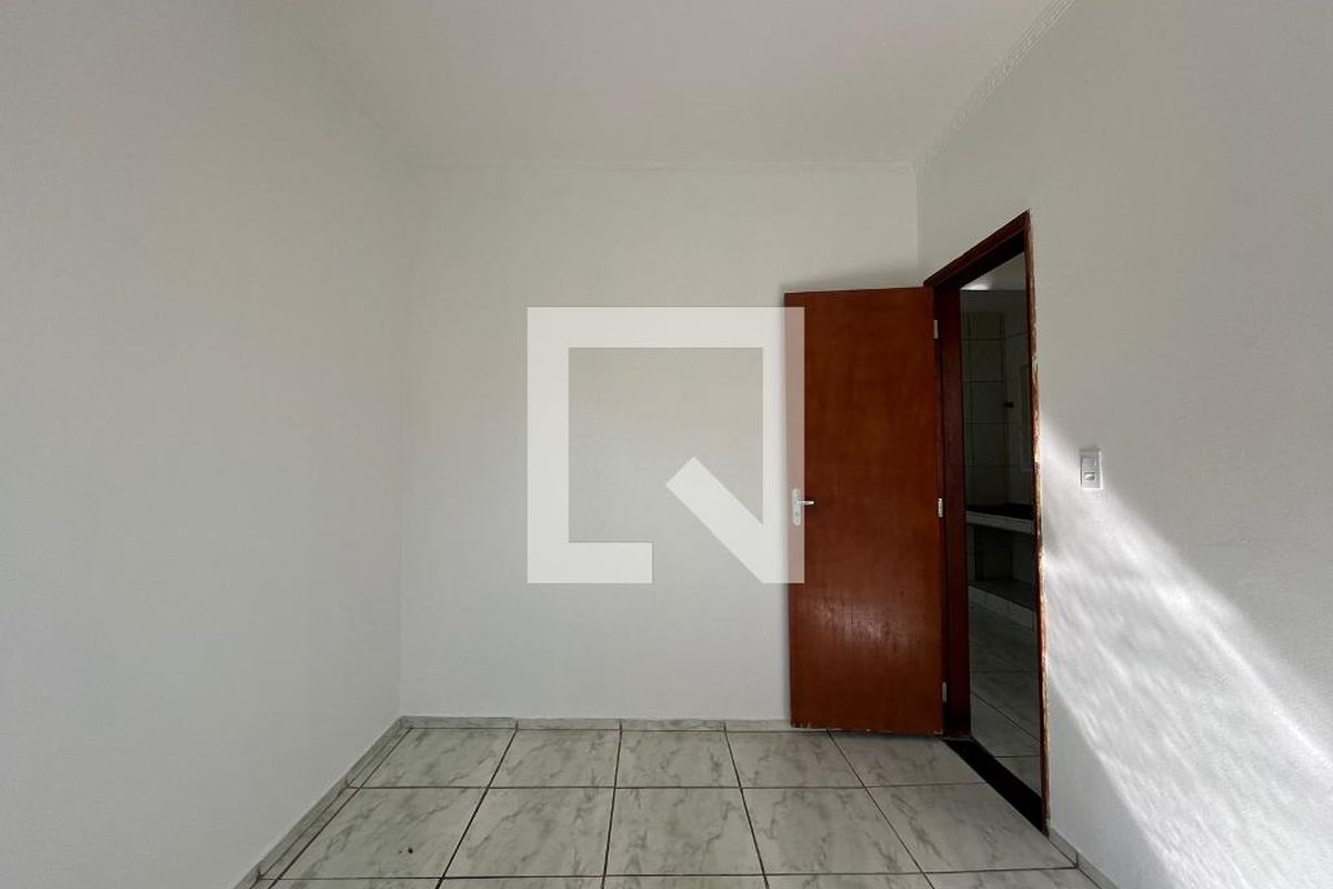 Casa à Venda - Parque Prado, 4 Quartos,  140 m2 em , Campinas - sp | SoloBR