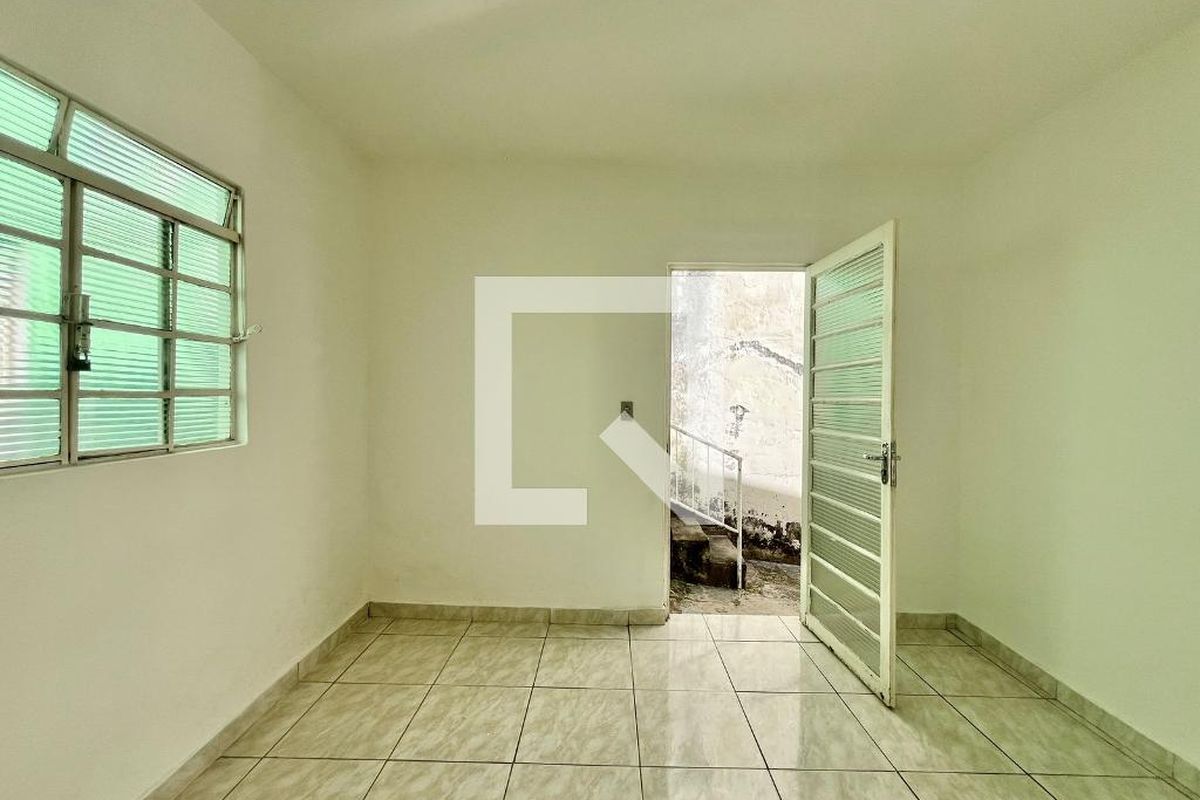 Casa à Venda - Parque Prado, 4 Quartos,  140 m2 em , Campinas - sp | SoloBR