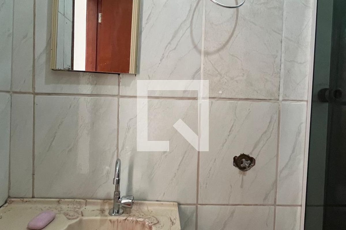 Casa à Venda - Parque Prado, 4 Quartos,  140 m2 em , Campinas - sp | SoloBR