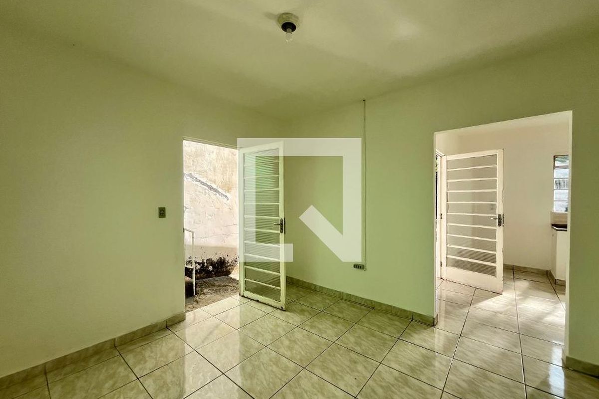 Casa à Venda - Parque Prado, 4 Quartos,  140 m2 em , Campinas - sp | SoloBR